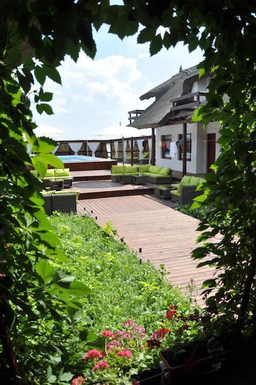 Doi Capitani Hotel Crișan Kültér fotó