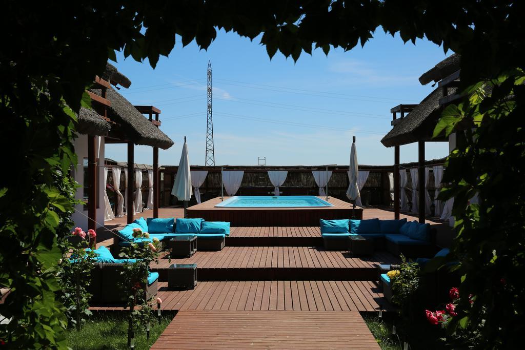 Doi Capitani Hotel Crișan Kültér fotó